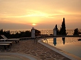Dina's Paradise apartments