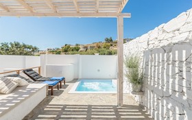 Syros Village Suites suites, apartments, studios